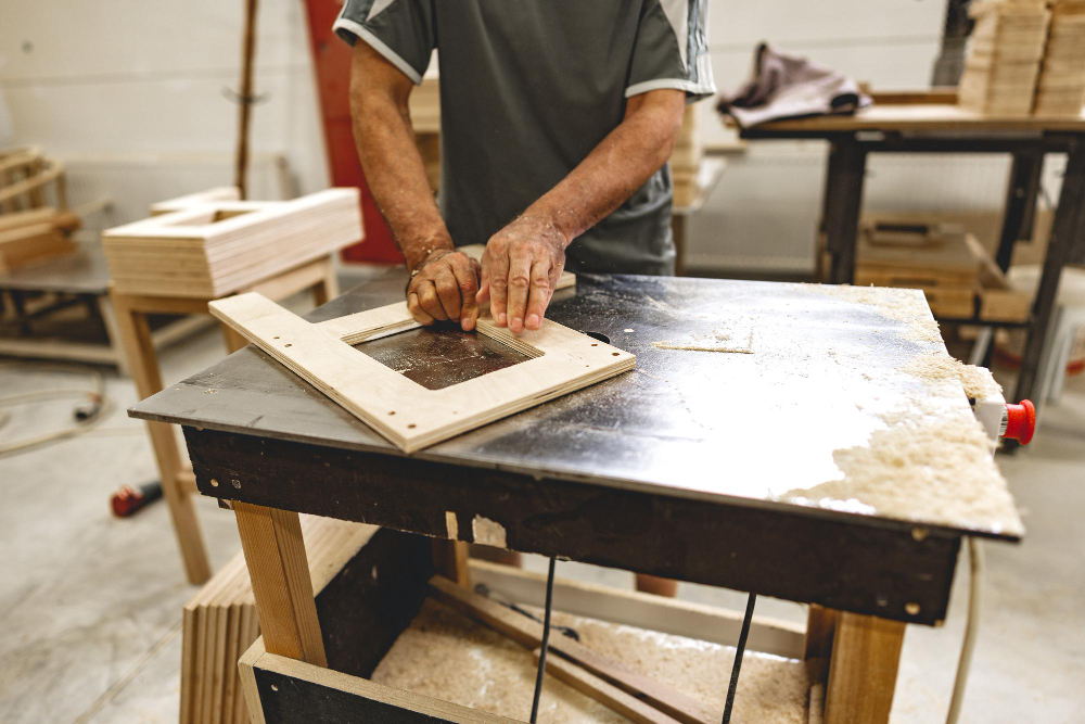 Custom carpentry and exterior woodwork services Chicago